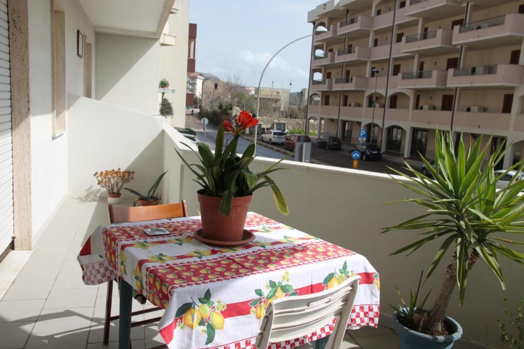 Appartamento Con Due Camere Letto Sala Cucina Bagno L'Edera Di Gavina Alguer Habitación foto