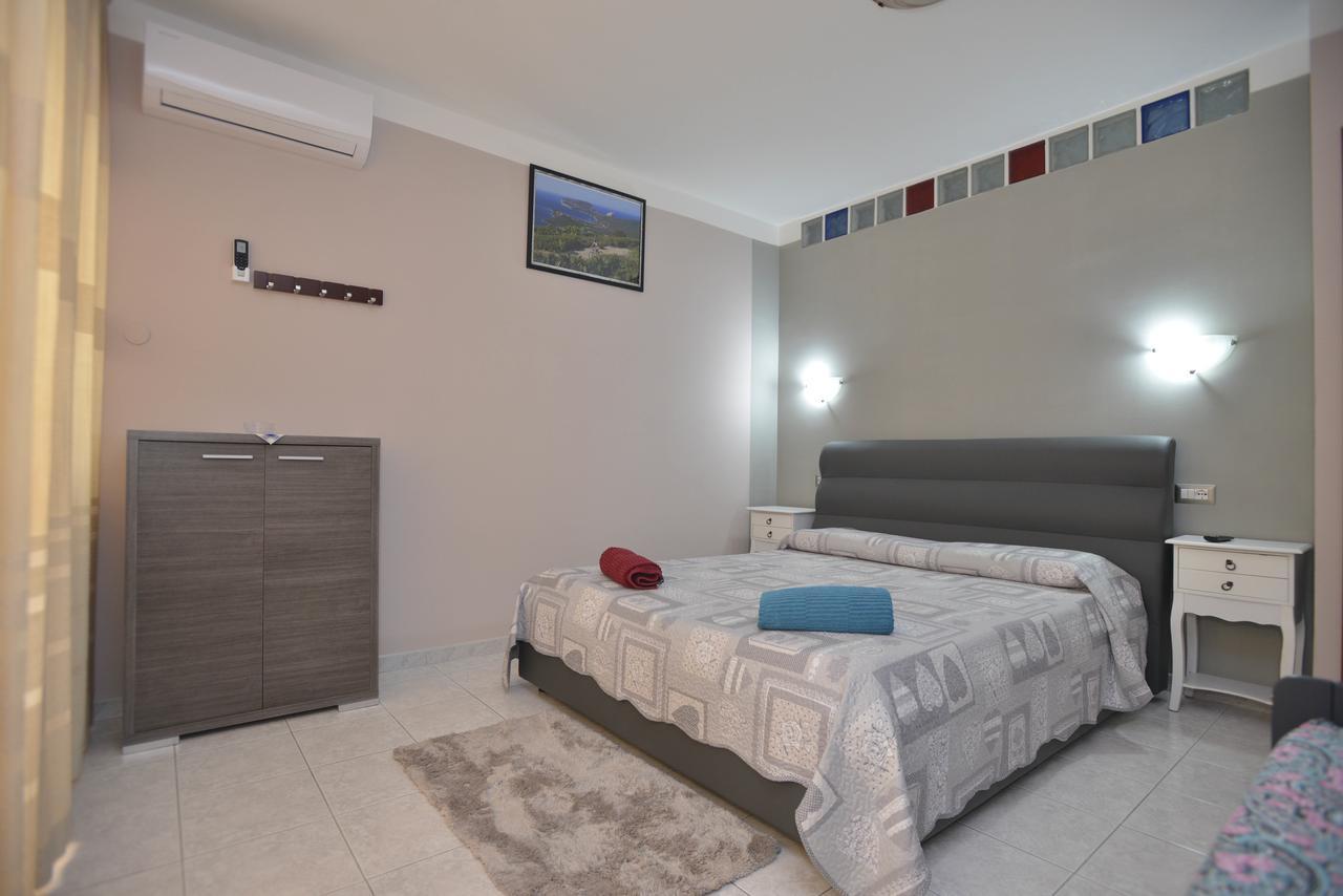 Appartamento Con Due Camere Letto Sala Cucina Bagno L'Edera Di Gavina Alguer Exterior foto